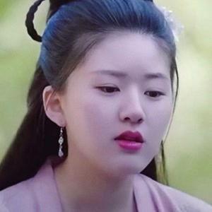 爆料明星赵露思是谁啊视频,赵露思是谁？网友热议的明星新宠